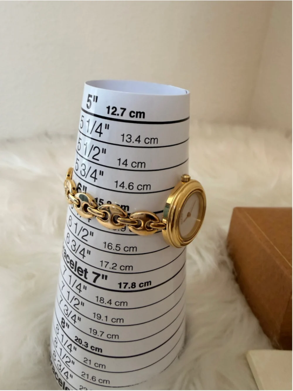 Gucci Interchangeable Bezel Horsebit link Watch, w/ 12 bezels, box & paperwork